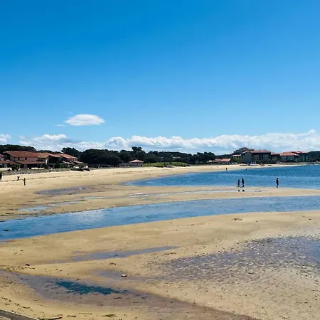 A 1,7km,golf A 900m,jacuzzi ,wifi,bbq