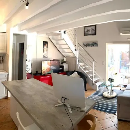 A 1,7km,golf A 900m,jacuzzi ,wifi,bbq * Soustons