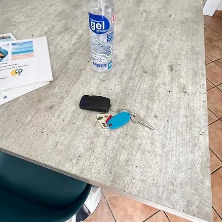 A 1,7km,golf A 900m,jacuzzi ,wifi,bbq Villa