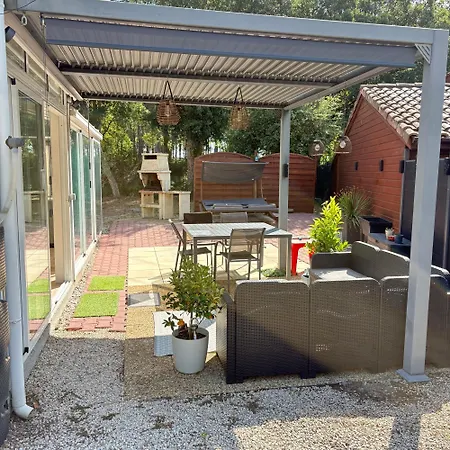 A 1,7km,golf A 900m,jacuzzi ,wifi,bbq Villa Soustons