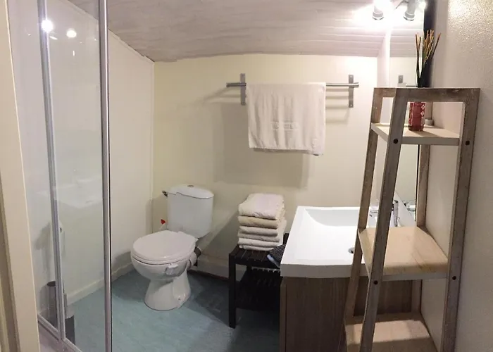 Villa à 1,7km,golf à 900m,jacuzzi ,wifi,bbq